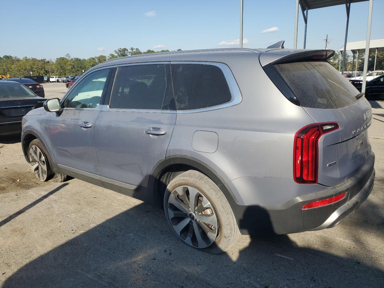 2022 Kia Telluride - Image 2