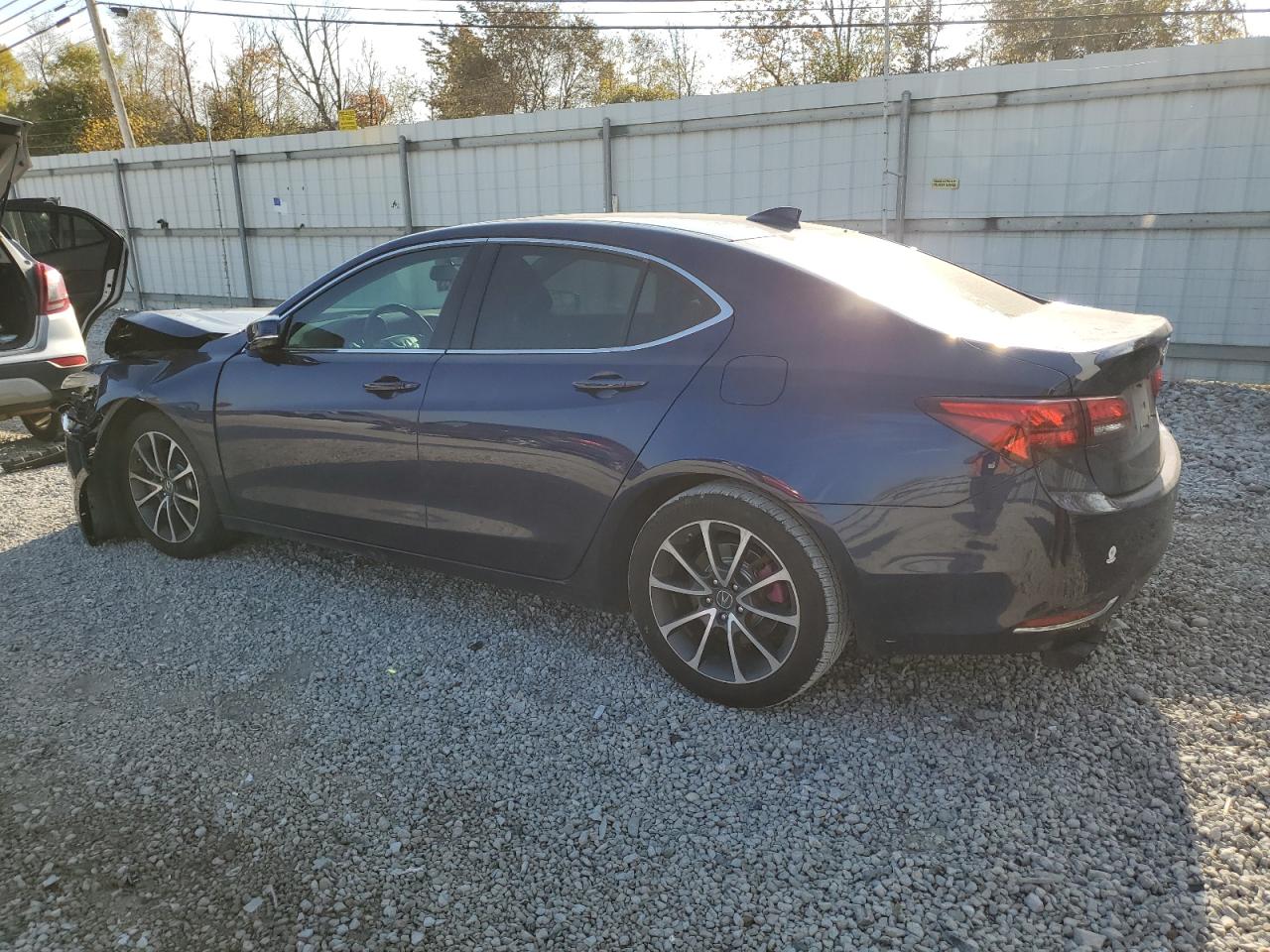 VIN 19UUB2F30GA009926 2016 ACURA TLX no.2