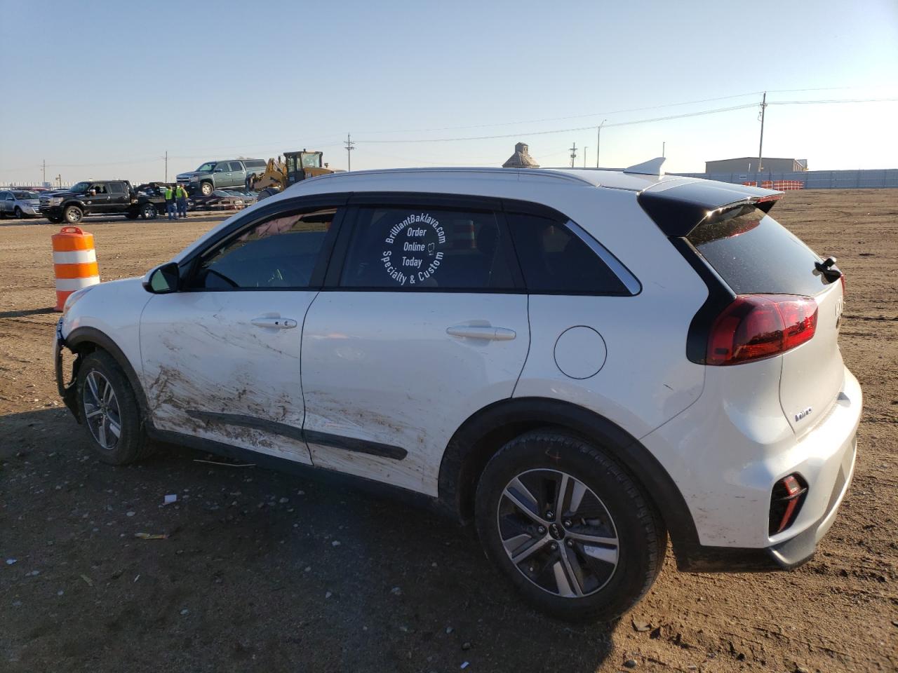 2022 Kia Niro - Image 2