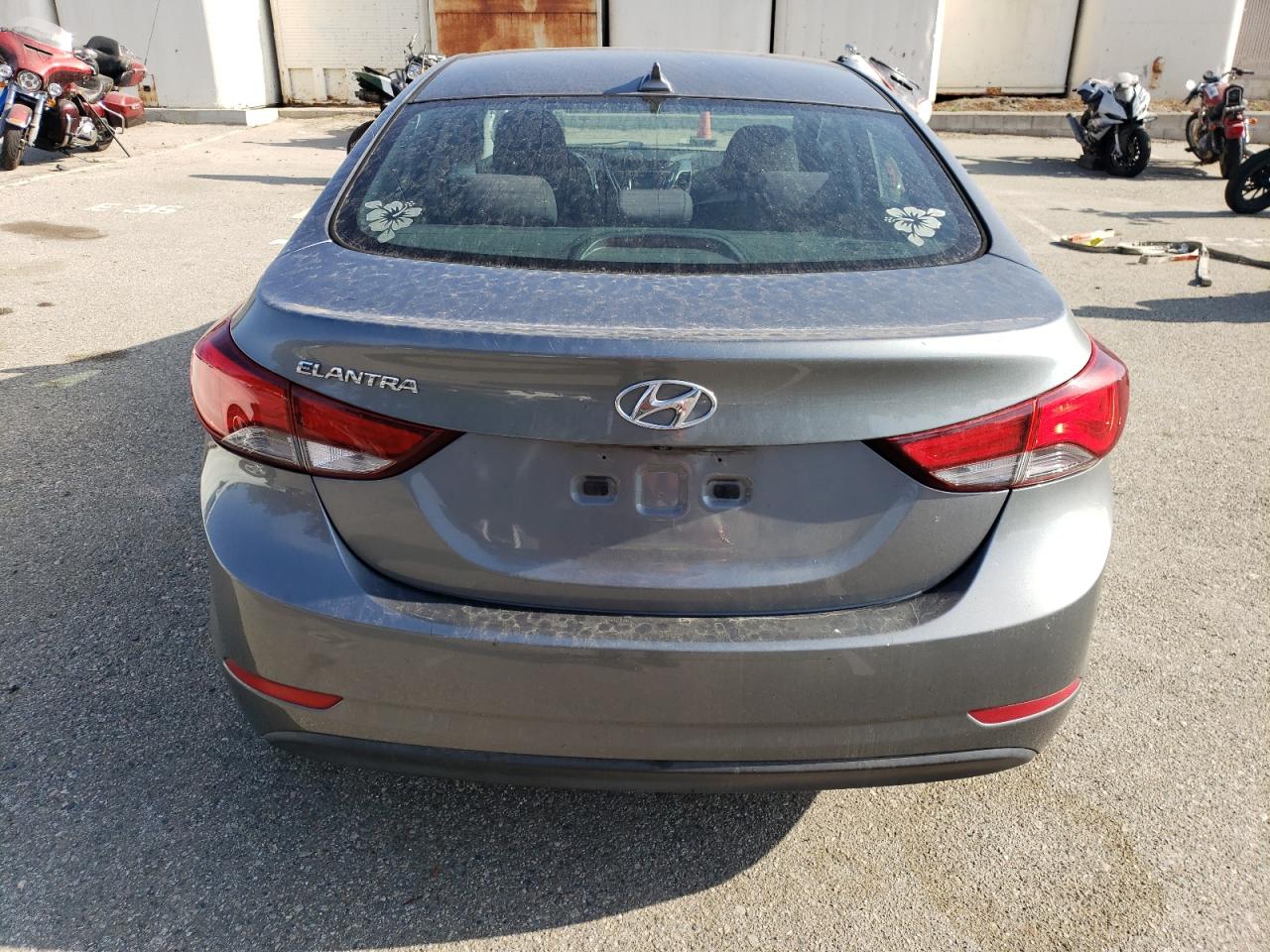 2016 Hyundai Elantra - Image 6