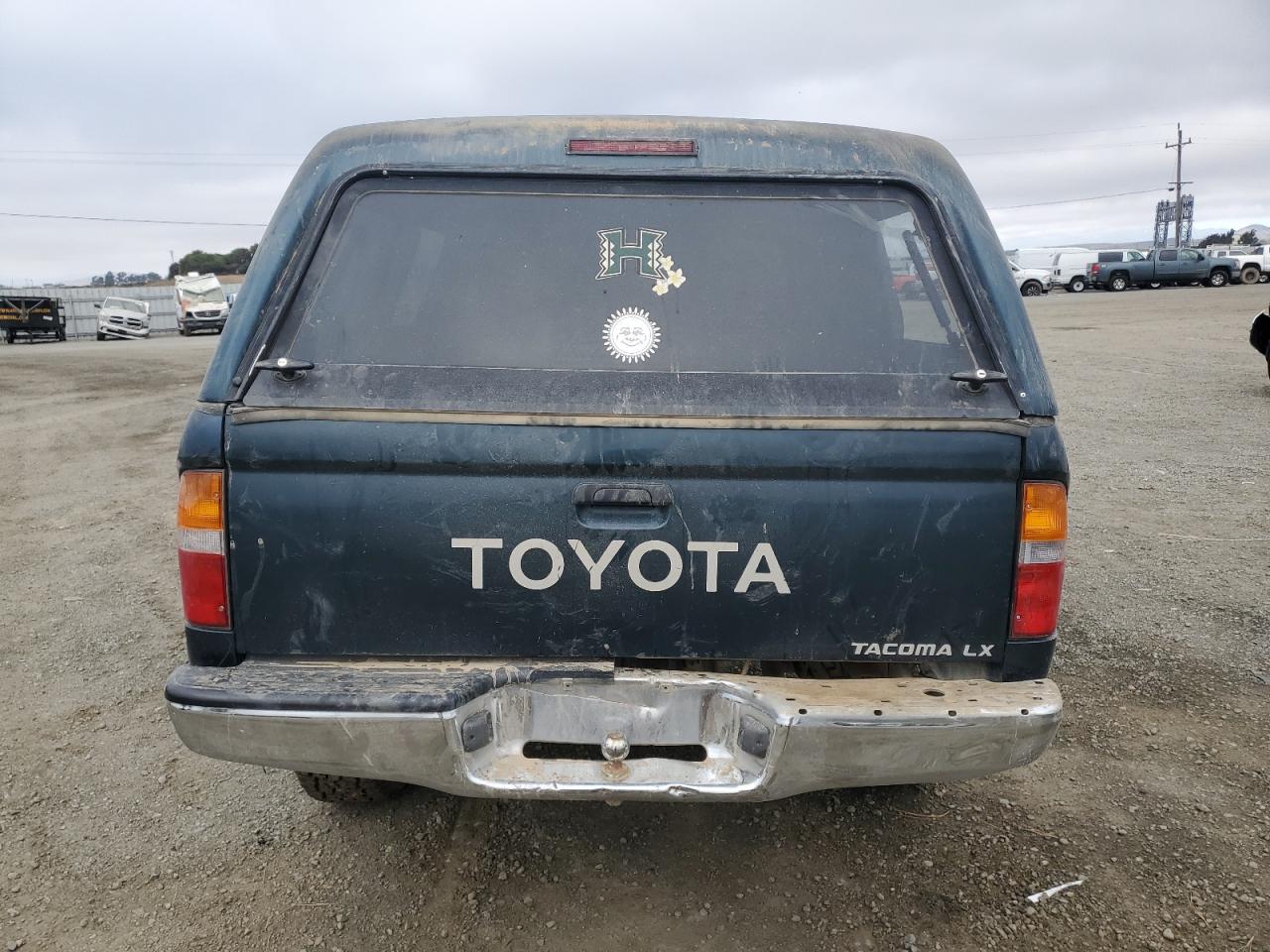 1997 Toyota Tacoma Xtracab VIN: 4TAWM72N9VZ296022 Lot: 75354114