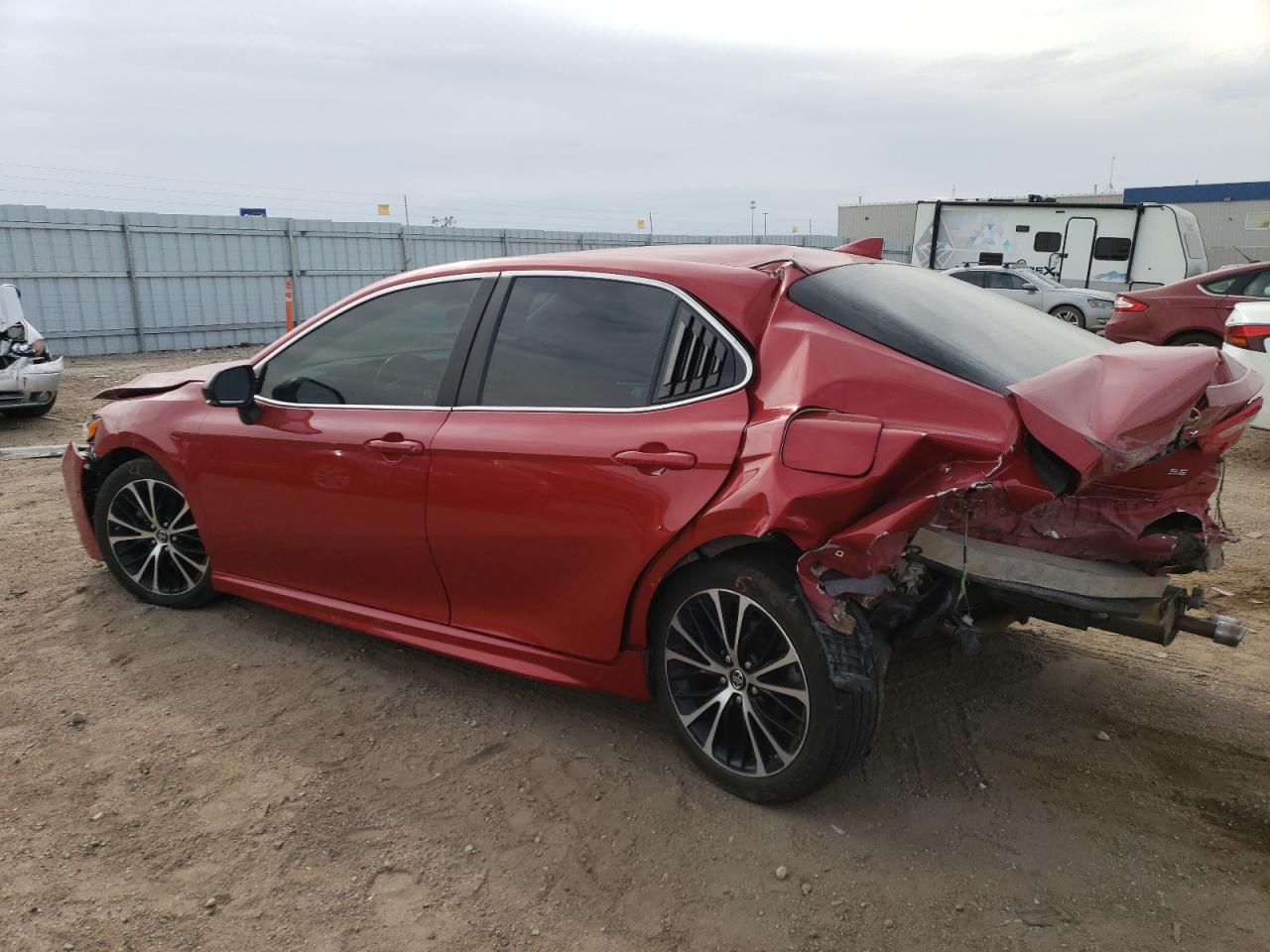 4T1B11HK4KU207001 2019 TOYOTA CAMRY - Image 2