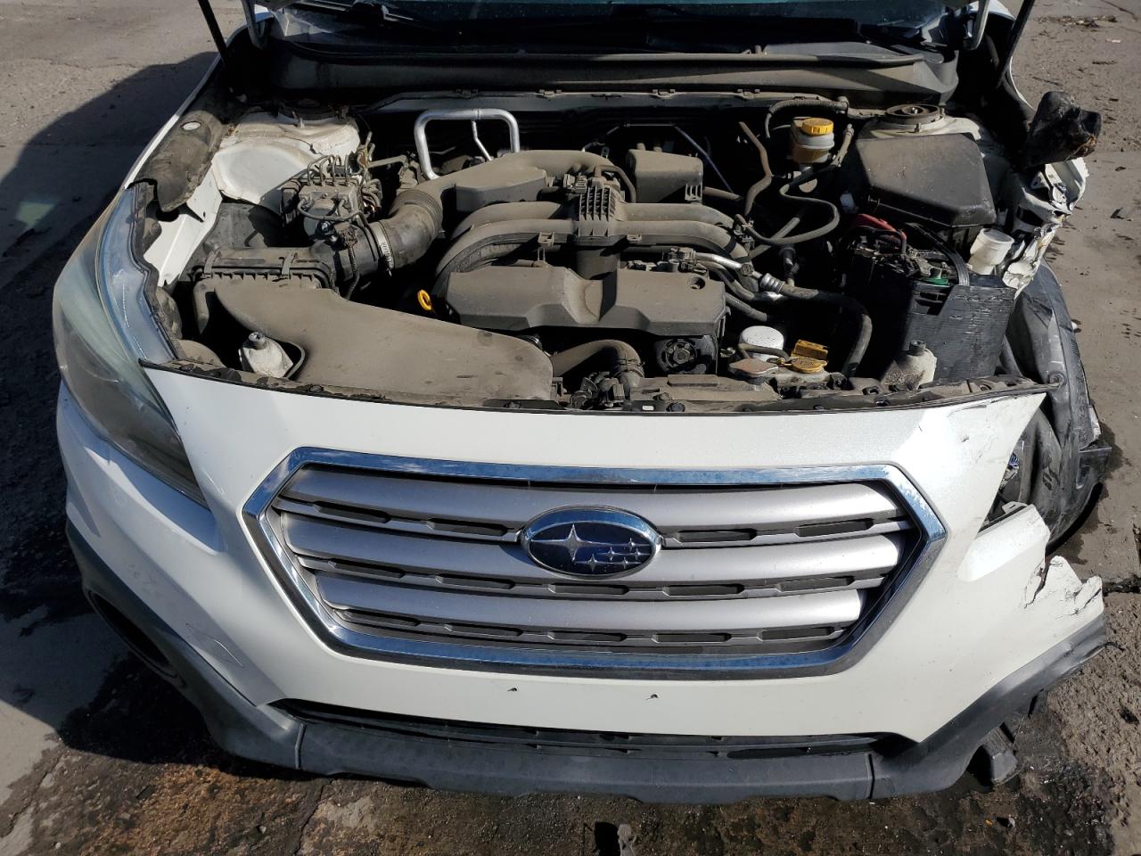 2017 Subaru Outback - Image 12
