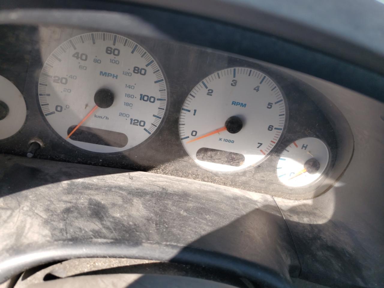 2003 Dodge Caravan - Image 9