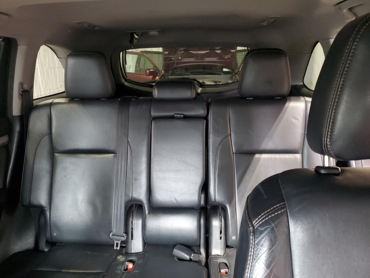 2016 Toyota Highlander - Image 10