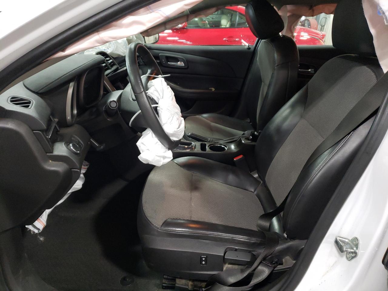2016 Chevrolet Malibu - Image 7