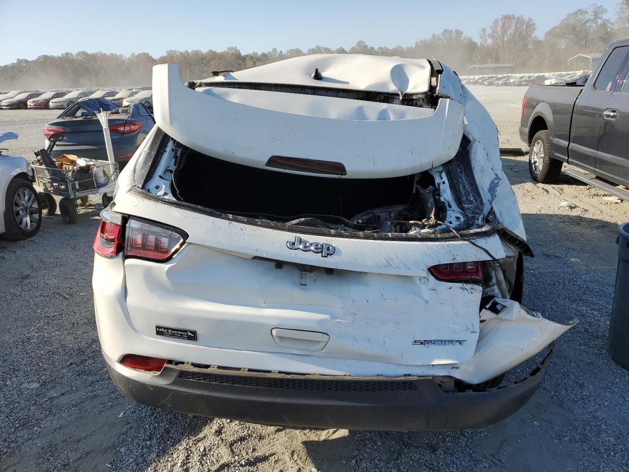 2018 Jeep Compass Sport VIN: 3C4NJCAB4JT226910 Lot: 75468184