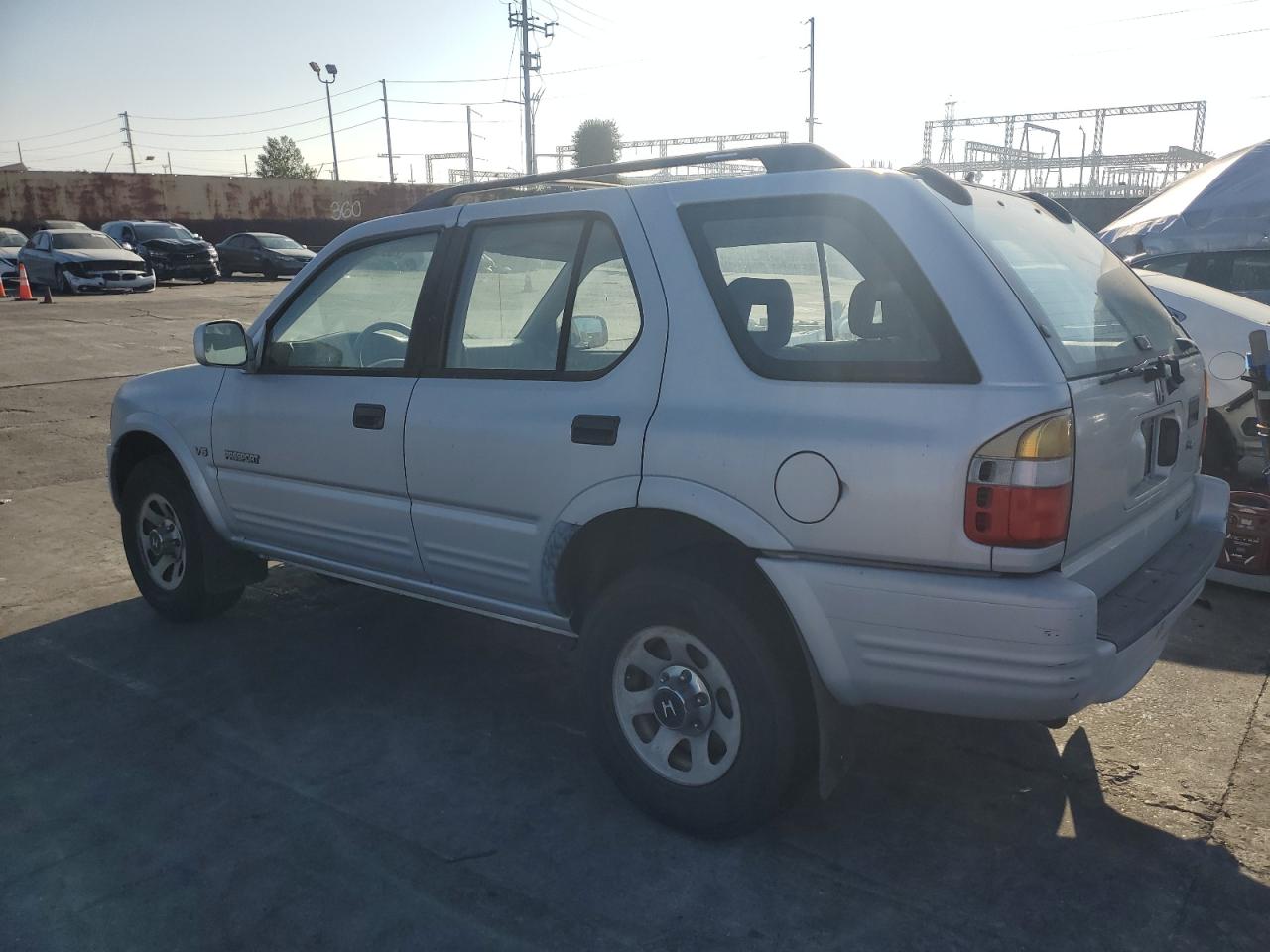 1999 Honda Passport - Image 2