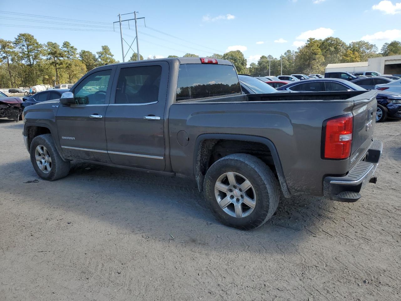 2014 GMC Sierra - Image 2