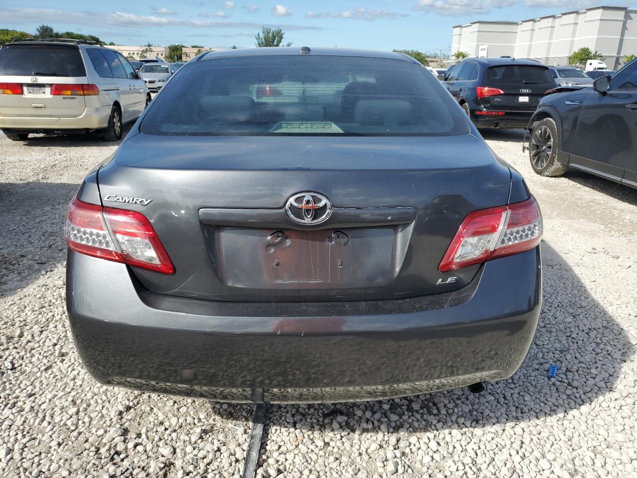 2011 Toyota Camry Base VIN: 4T1BF3EK9BU686601 Lot: 75642294