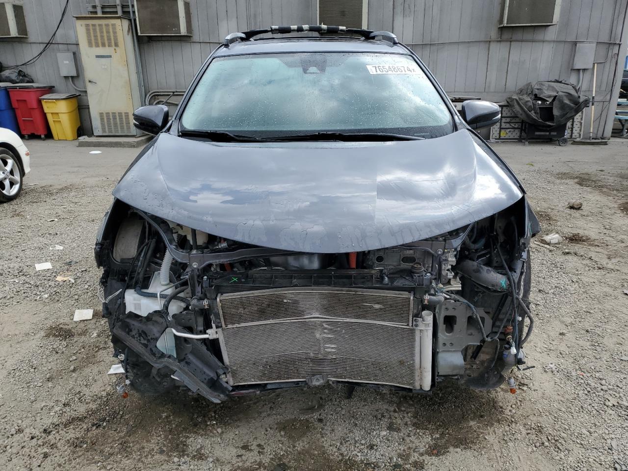 2017 Toyota RAV 4 - Image 5
