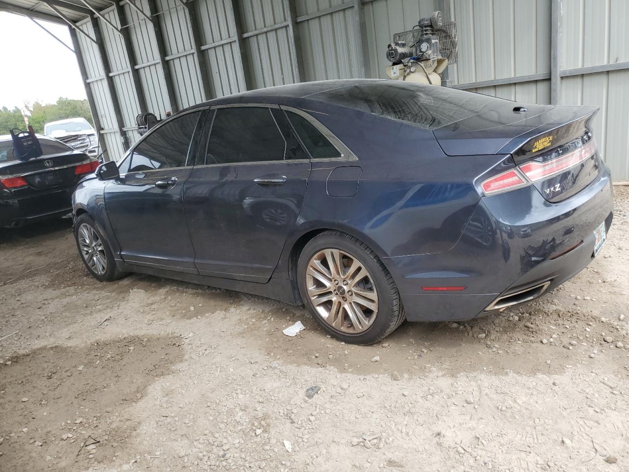 2013 Lincoln MKZ - Image 2