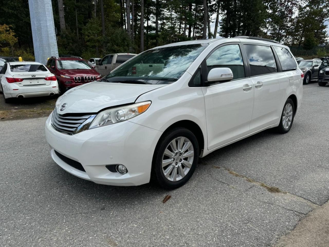 5TDDK3DC8DS066090 2013 Toyota Sienna Xle