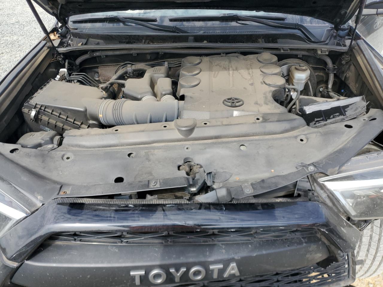 JTEZU5JR7K5211543 2019 Toyota 4Runner Sr5