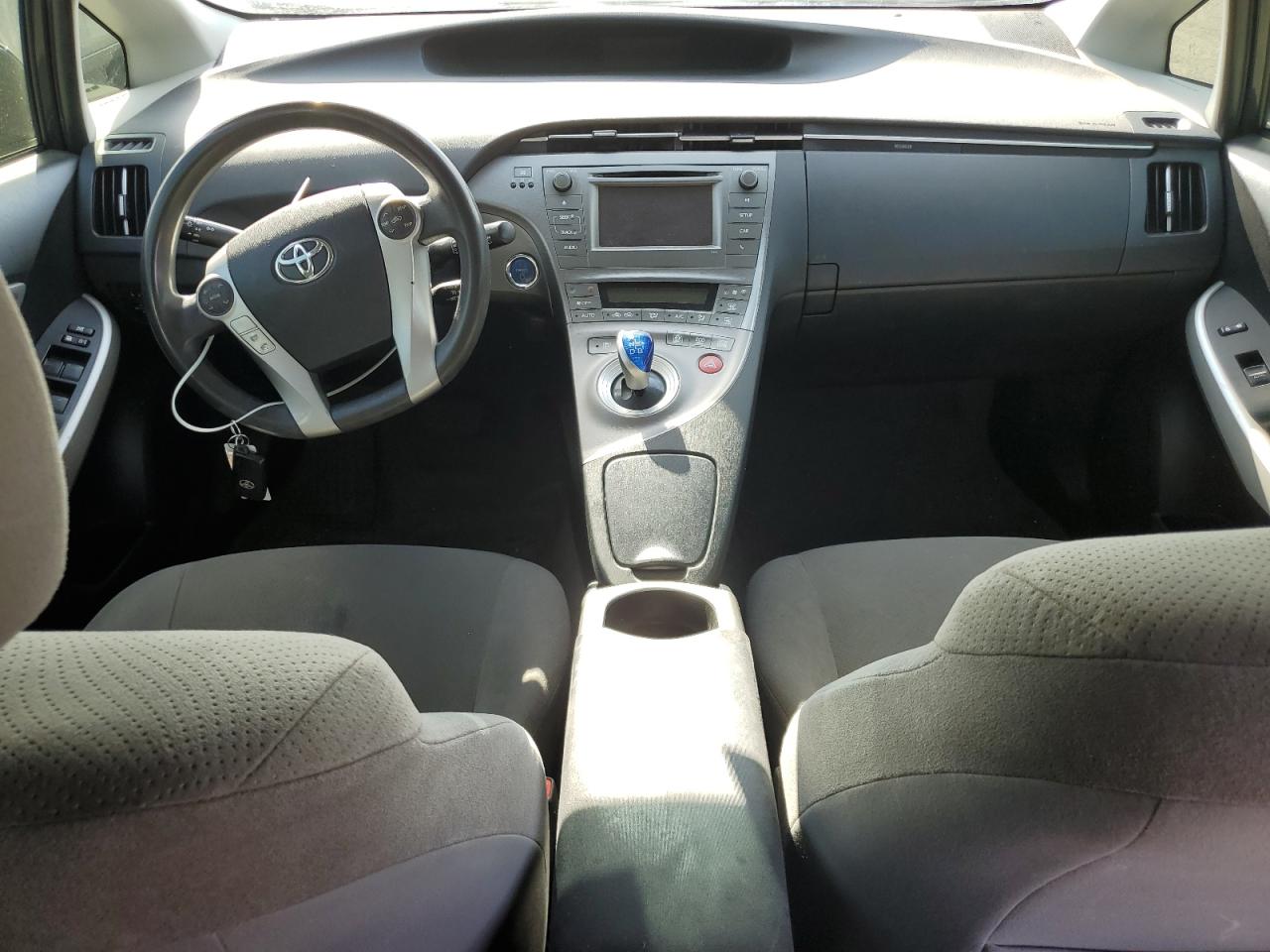 2014 Toyota Prius - Image 8