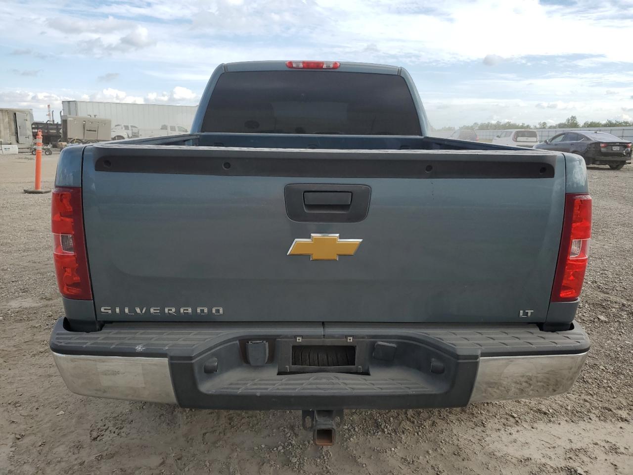 1GCRKSE74DZ323147 2013 Chevrolet Silverado K1500 Lt