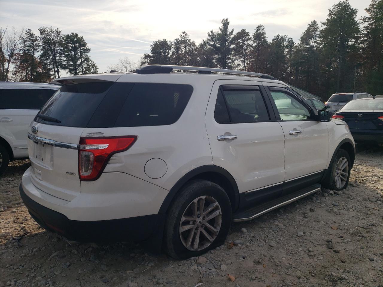 2014 Ford Explorer - Image 3