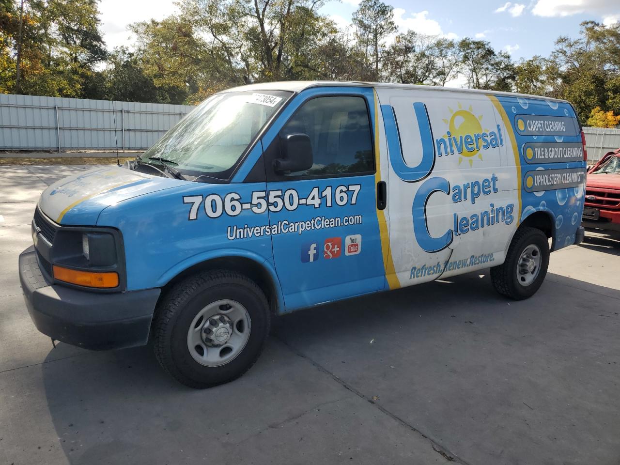 2015 Chevrolet Express - Image 1