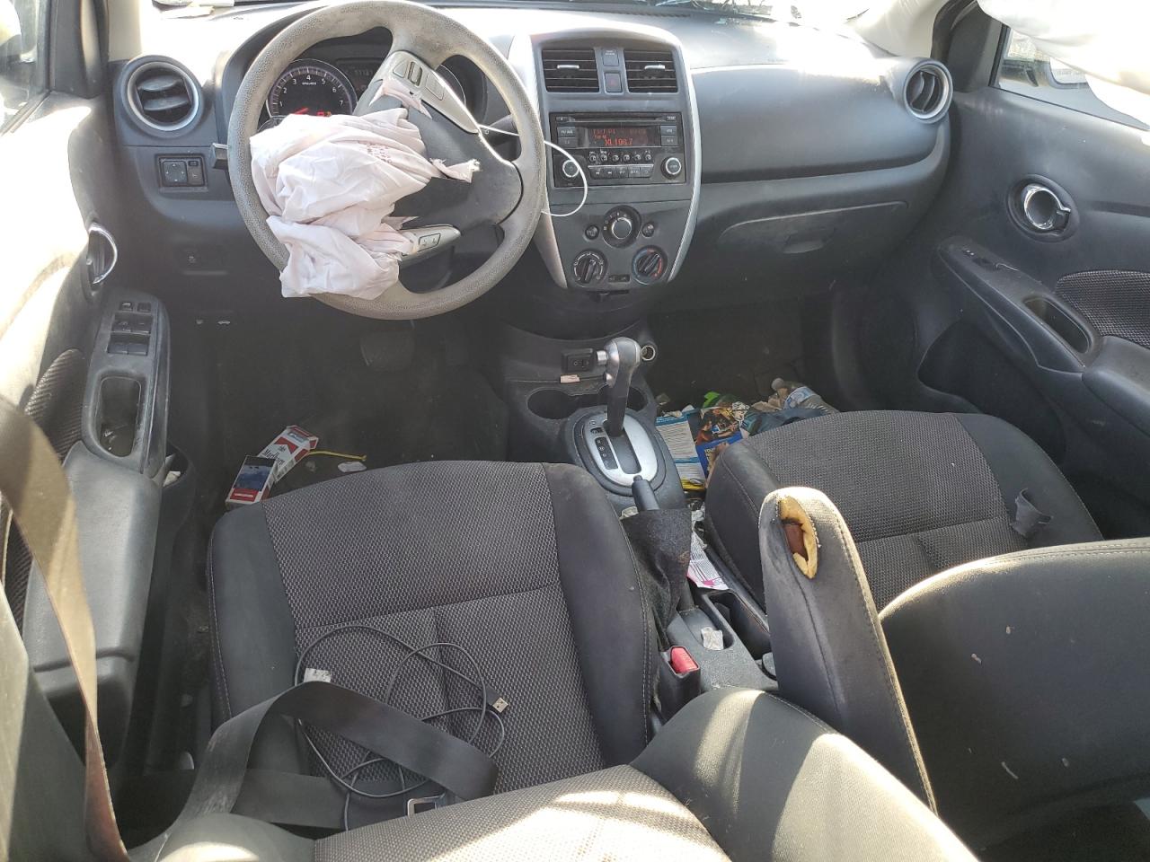 2017 Nissan Versa - Image 8