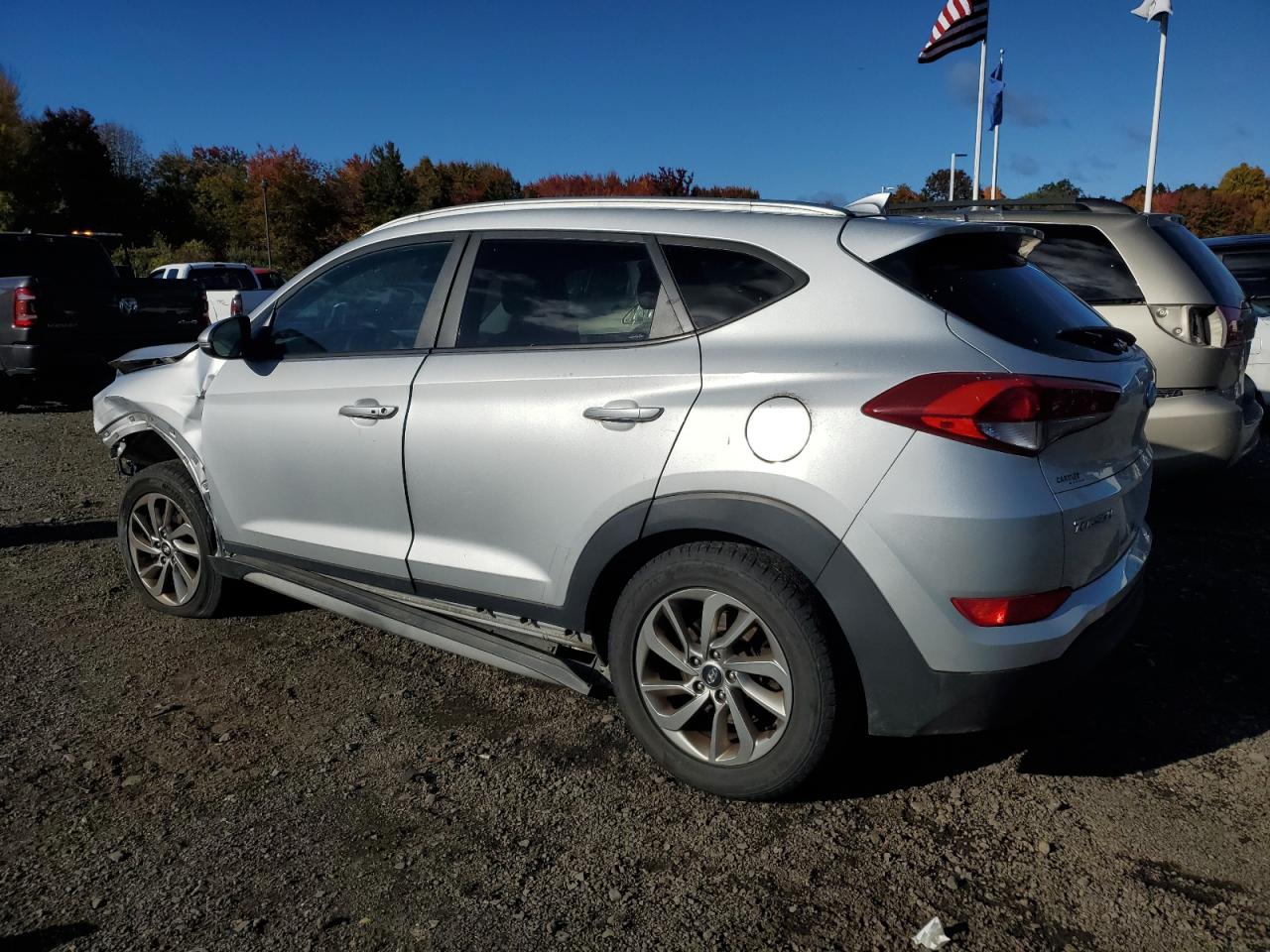 2017 Hyundai Tucson - Image 2