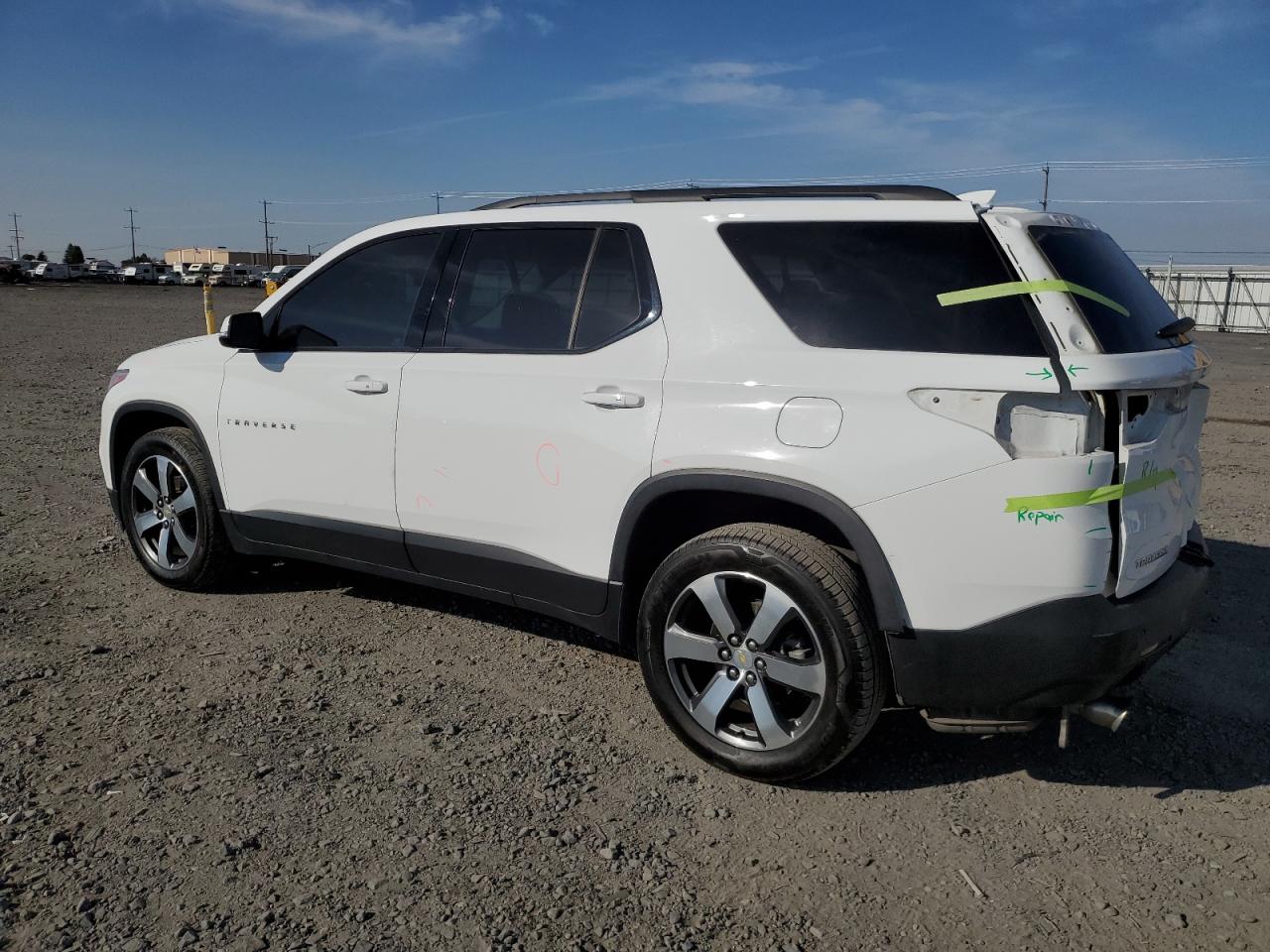 2019 Chevrolet Traverse - Image 2