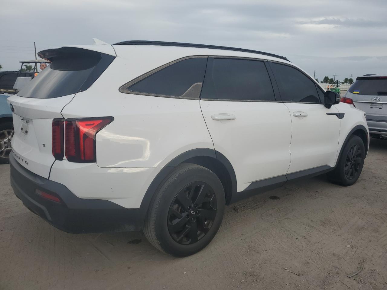 2021 Kia Sorento - Image 3