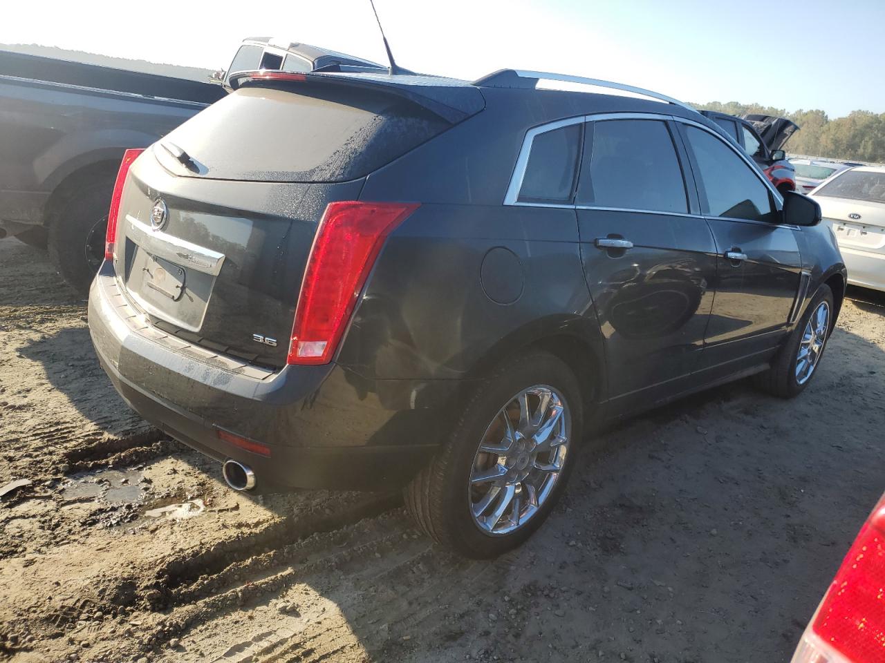 VIN 3GYFNCE31ES662020 2014 CADILLAC SRX no.3