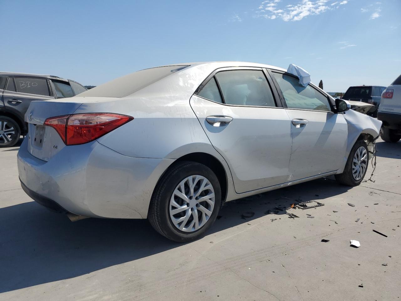 VIN 5YFBURHE3HP716653 2017 TOYOTA COROLLA no.3