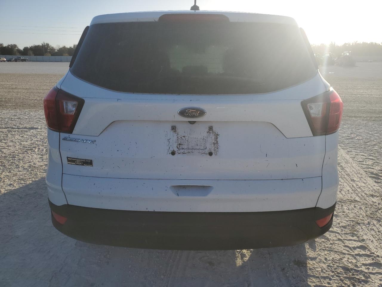 2019 Ford Escape S VIN: 1FMCU0F74KUB75364 Lot: 77299354