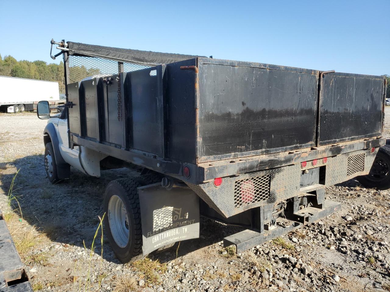 2006 Ford F450 - Image 2