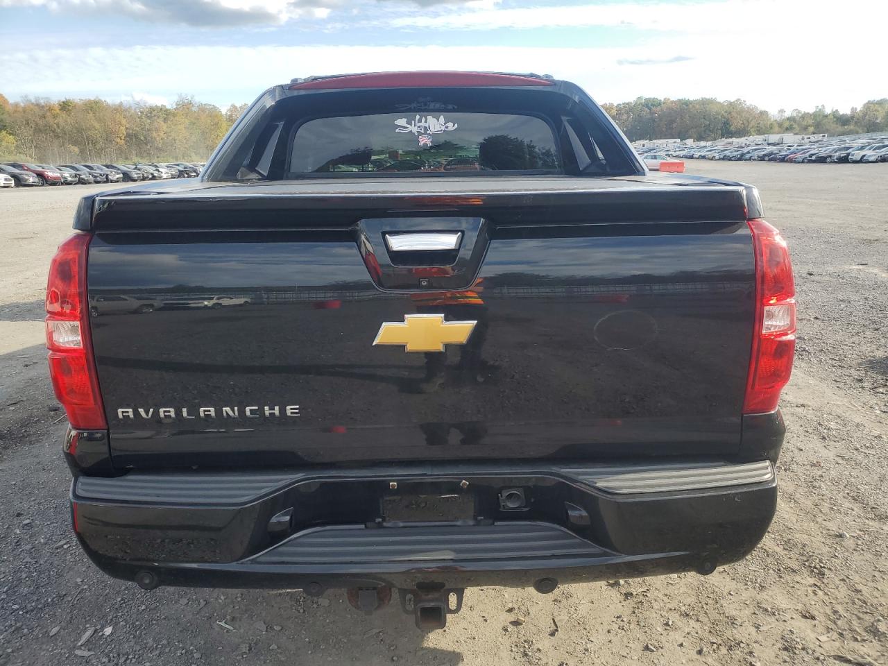 3GNTKGE77DG317983 2013 Chevrolet Avalanche Ltz