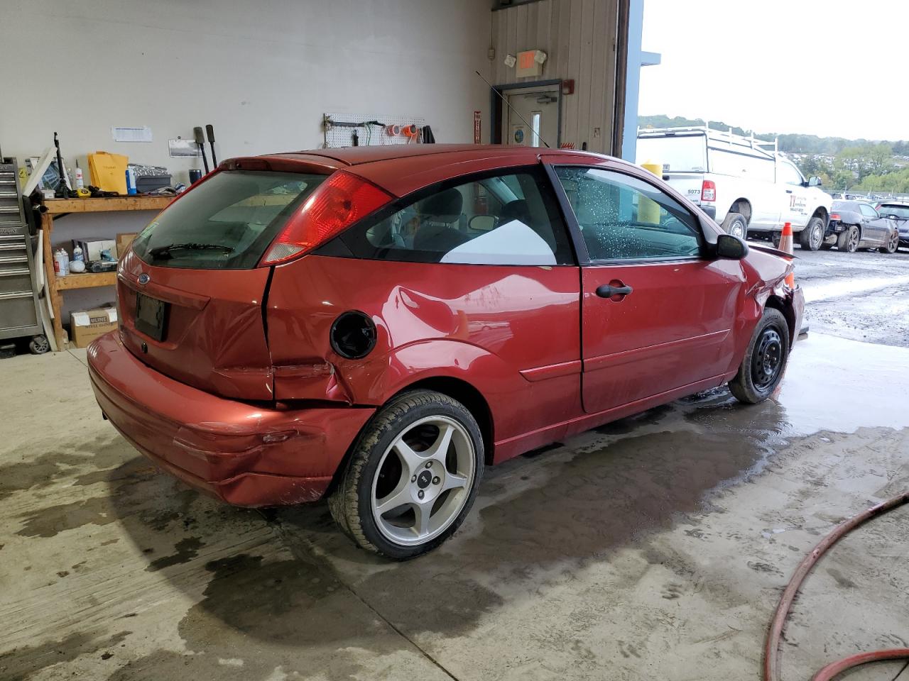 2005 Ford Focus Zx3 VIN: 3FAFP31N25R117481 Lot: 73463024