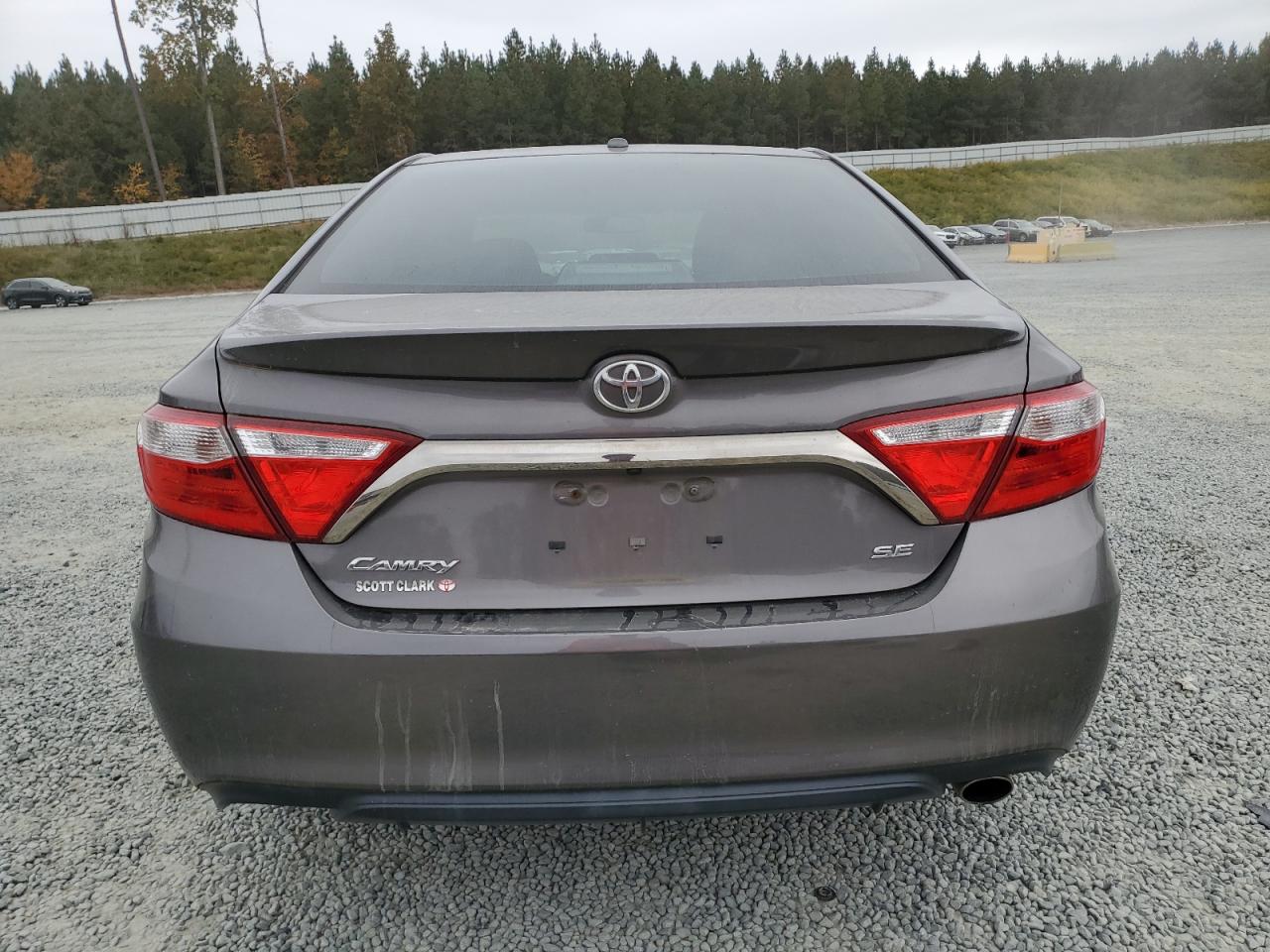 4T1BF1FK9HU395009 2017 Toyota Camry Le