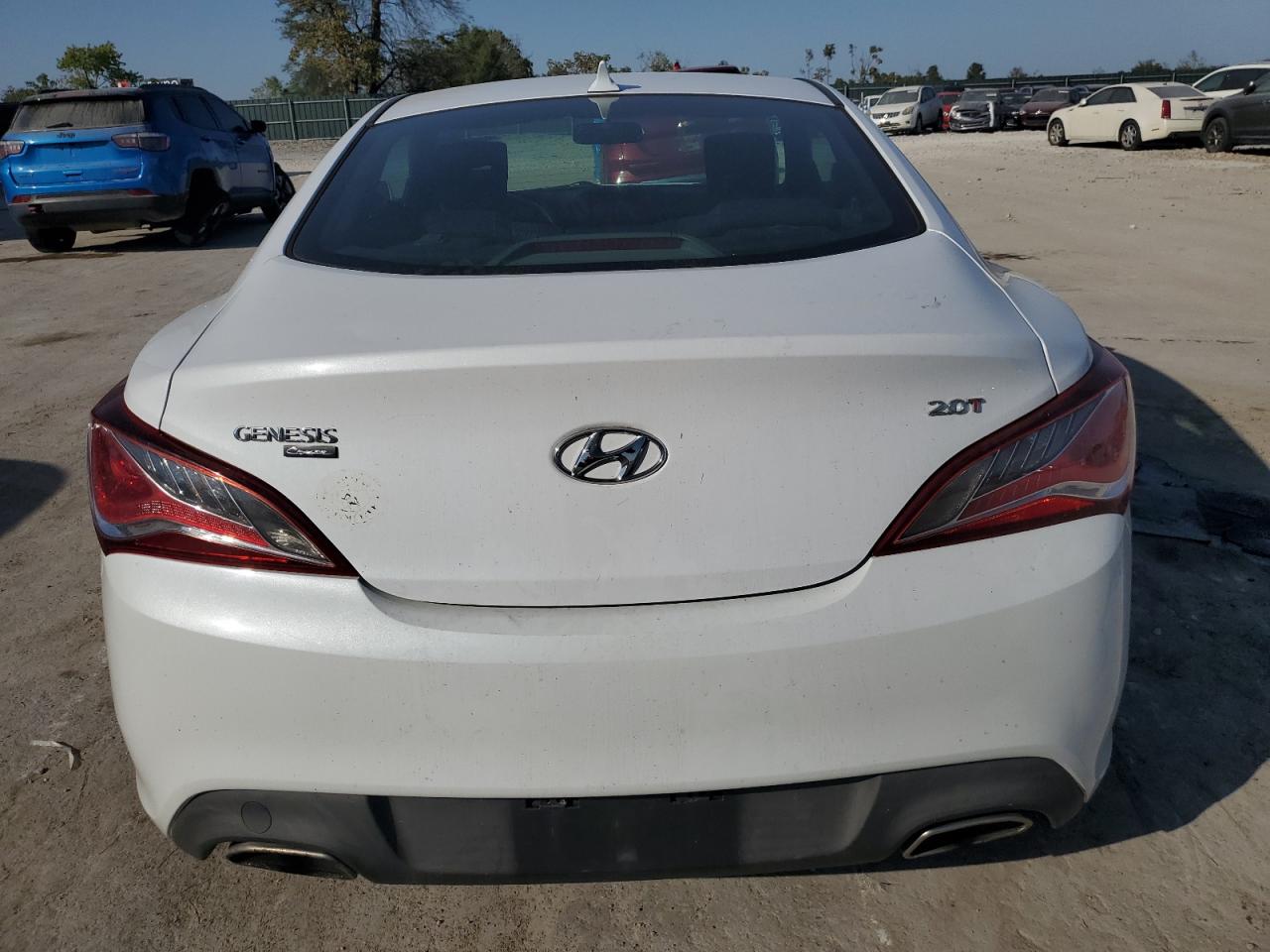 2013 Hyundai Genesis Coupe 2.0T VIN: KMHHT6KD0DU110439 Lot: 75731524