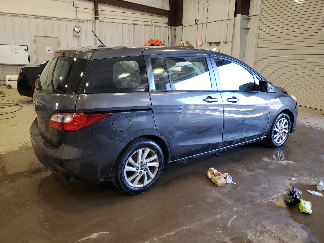 2015 Mazda 5 - Image 3
