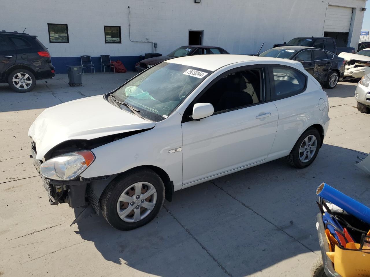 2010 Hyundai Accent Blue VIN: KMHCM3AC2AU162746 Lot: 75228044