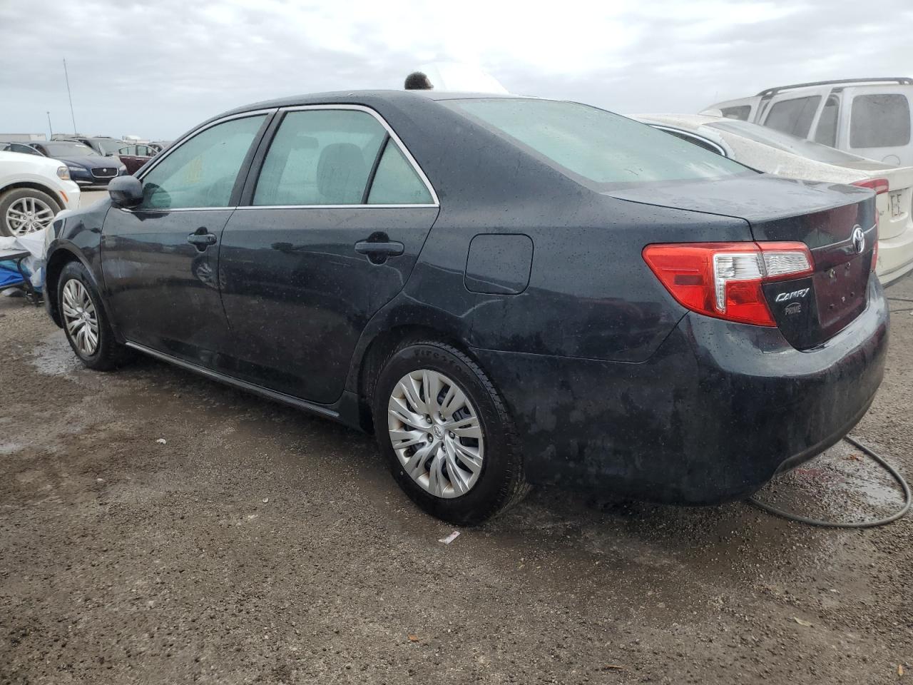 2014 Toyota Camry - Image 2
