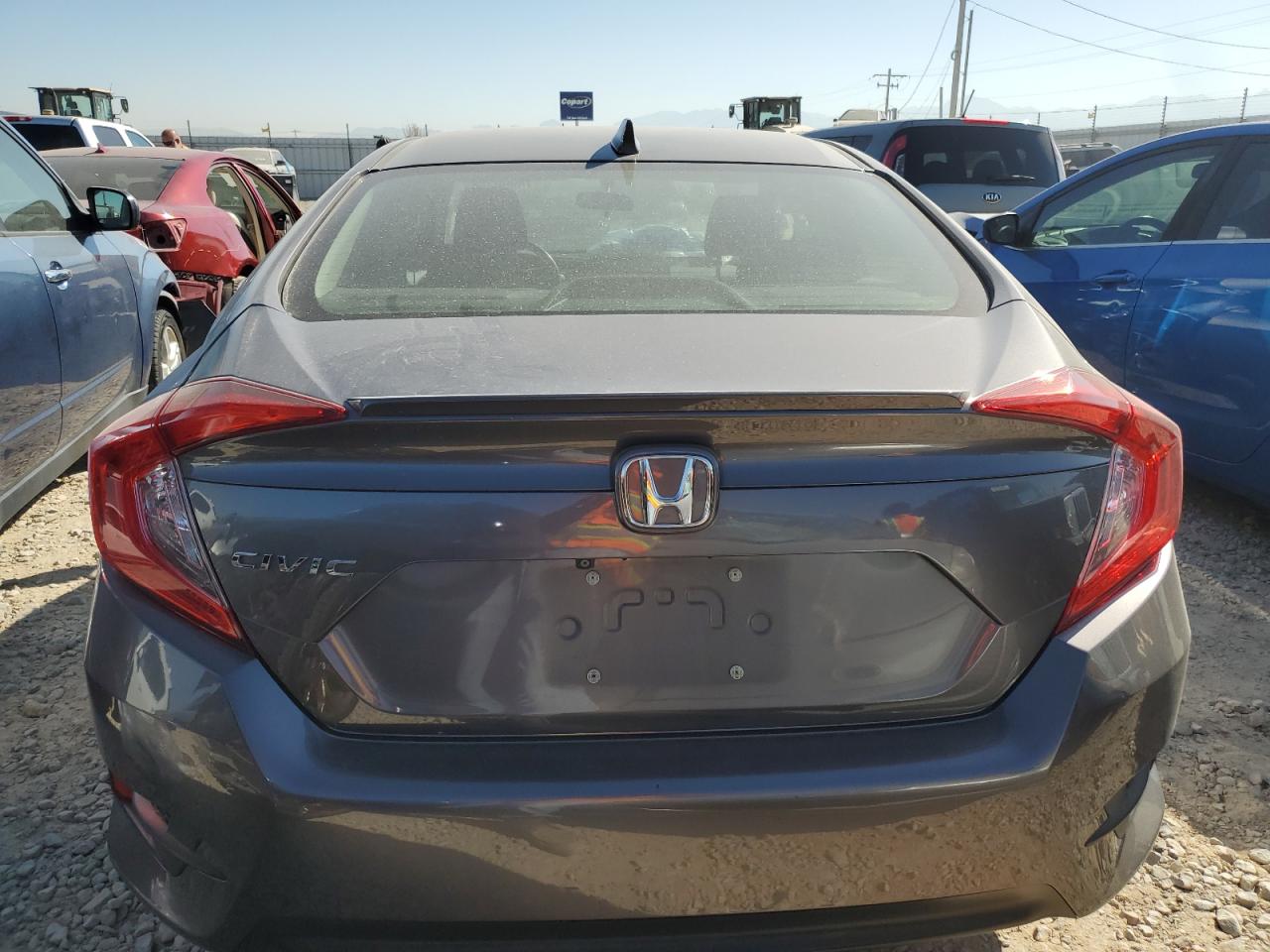 JHMFC1F38JX004636 2018 Honda Civic Ex