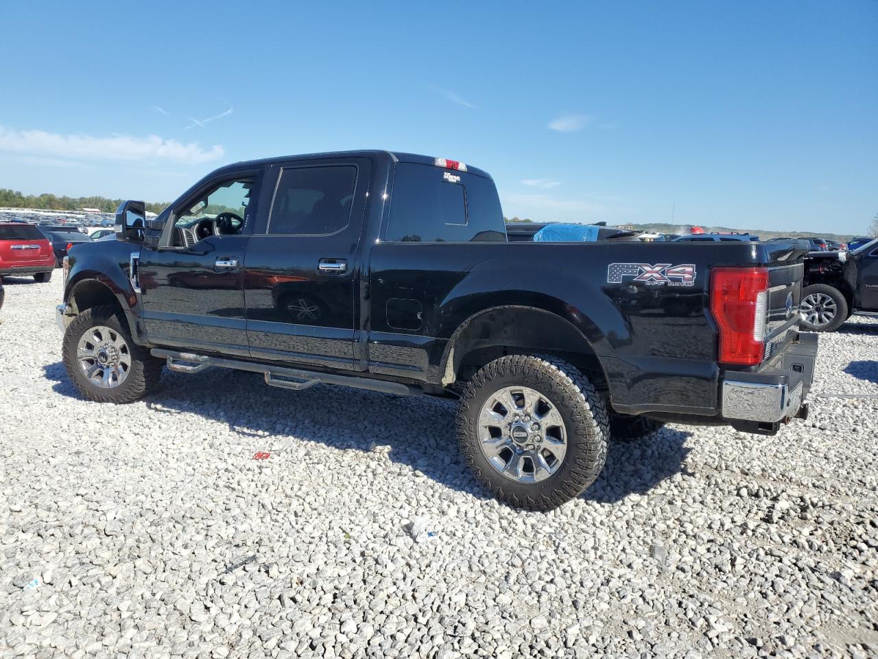 VIN 1FT7W2B63JEB70884 2018 FORD F250 no.2