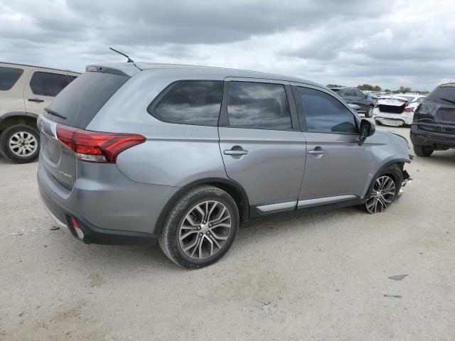  MITSUBISHI OUTLANDER 2016 Сріблястий