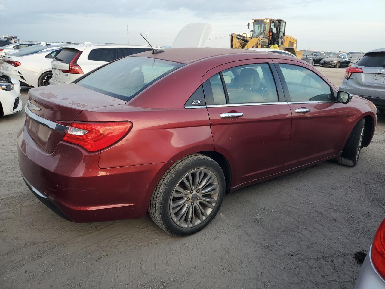 2012 Chrysler 200 - Image 3