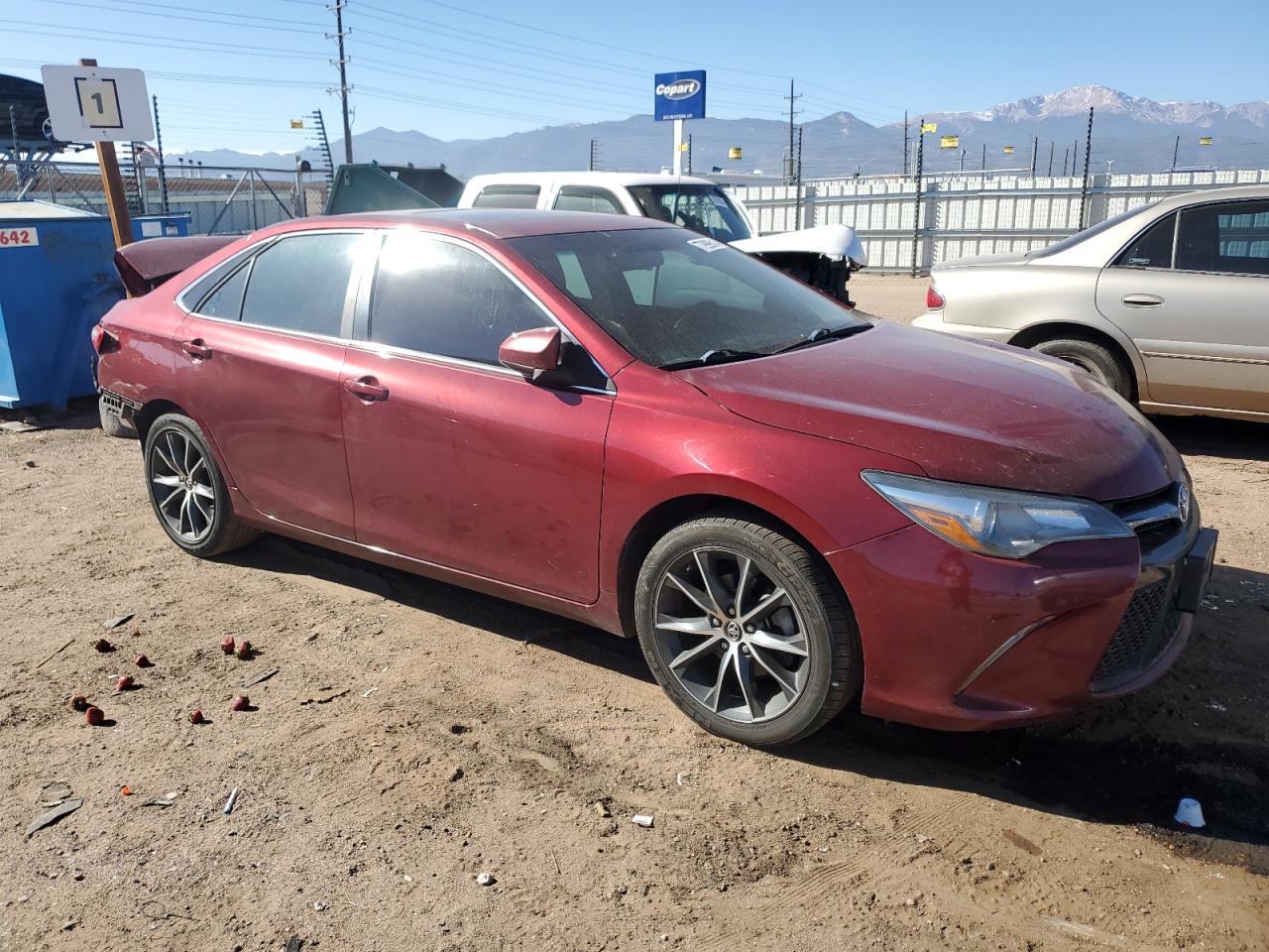 VIN 4T1BF1FK7GU504386 2016 TOYOTA CAMRY no.4