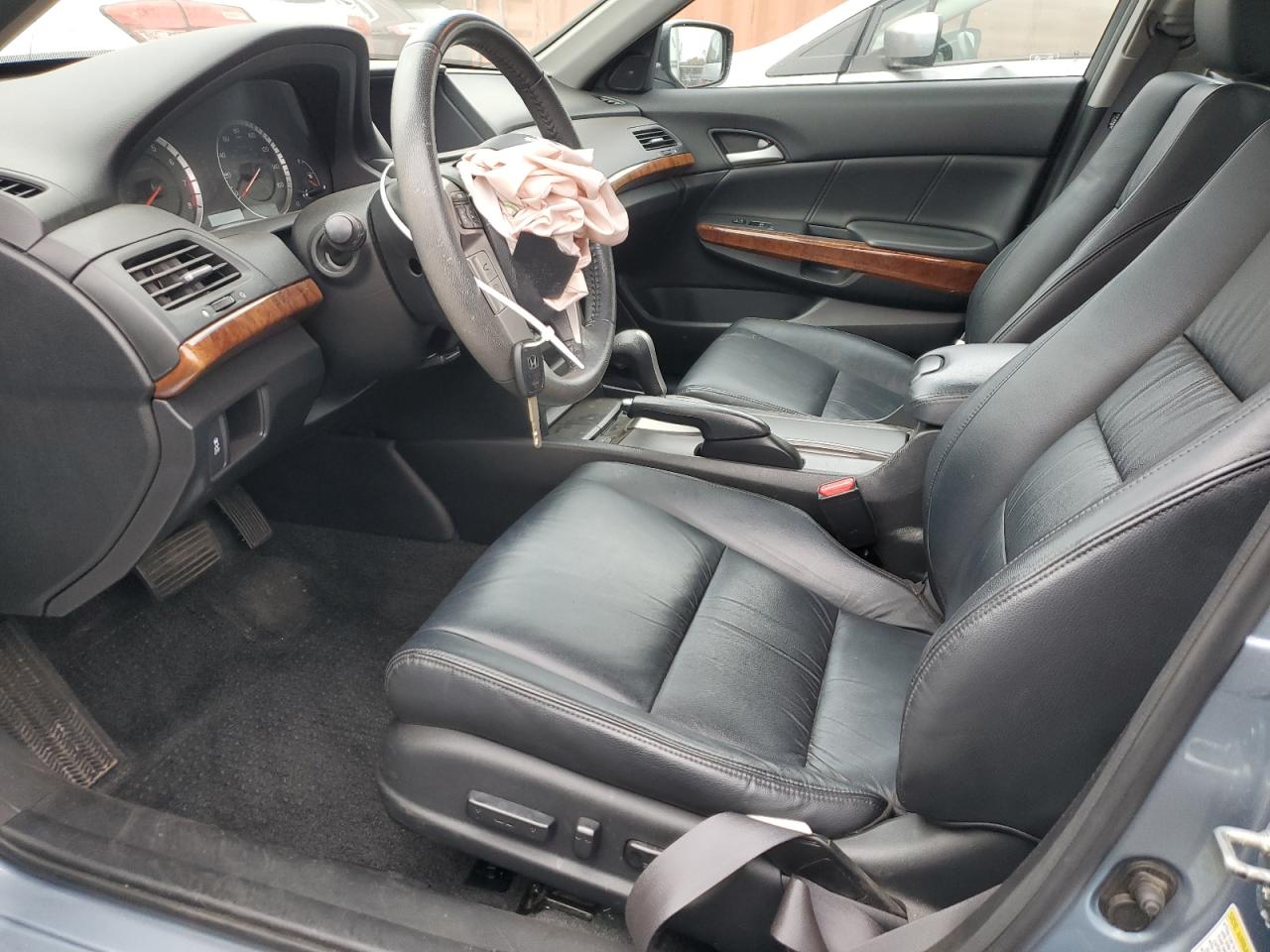 2012 Honda Accord - Image 7