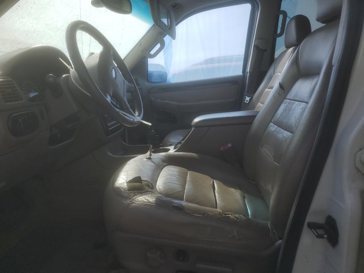 2004 Ford Explorer Limited VIN: 1FMZU65W24ZA17861 Lot: 73741424