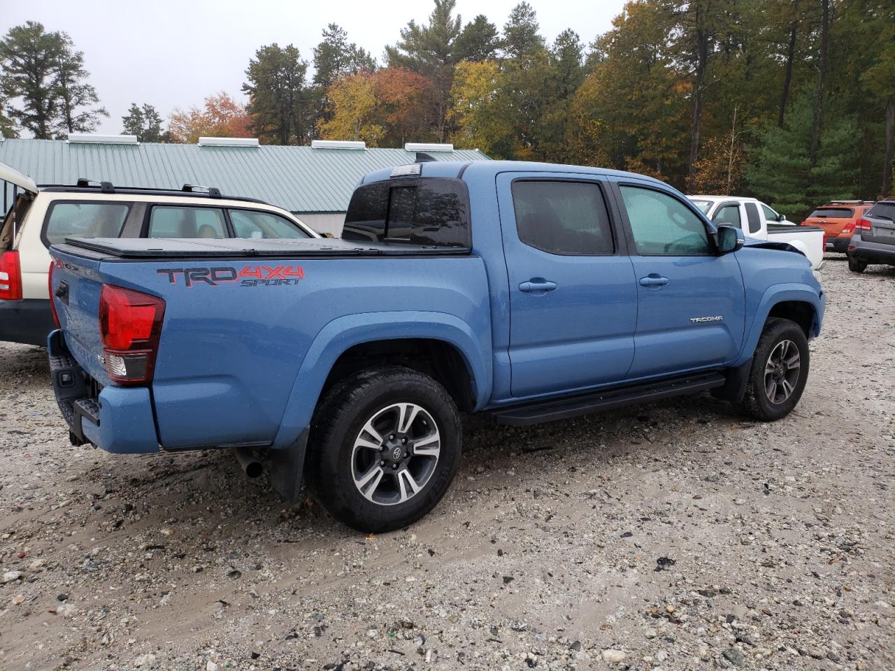 2019 Toyota Tacoma - Image 3