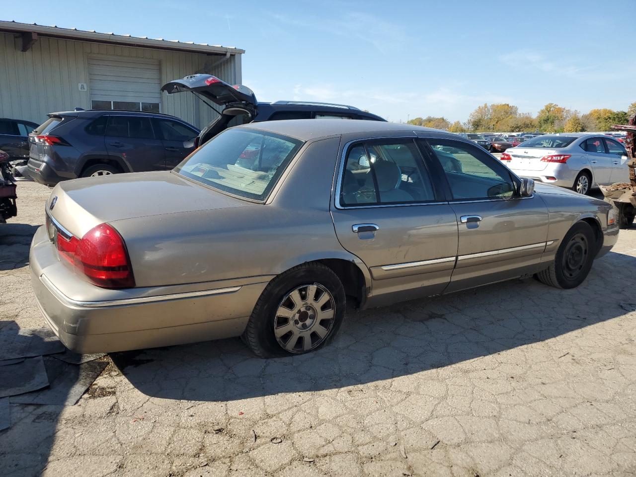 2003 Mercury Grand Marquis - Image 3