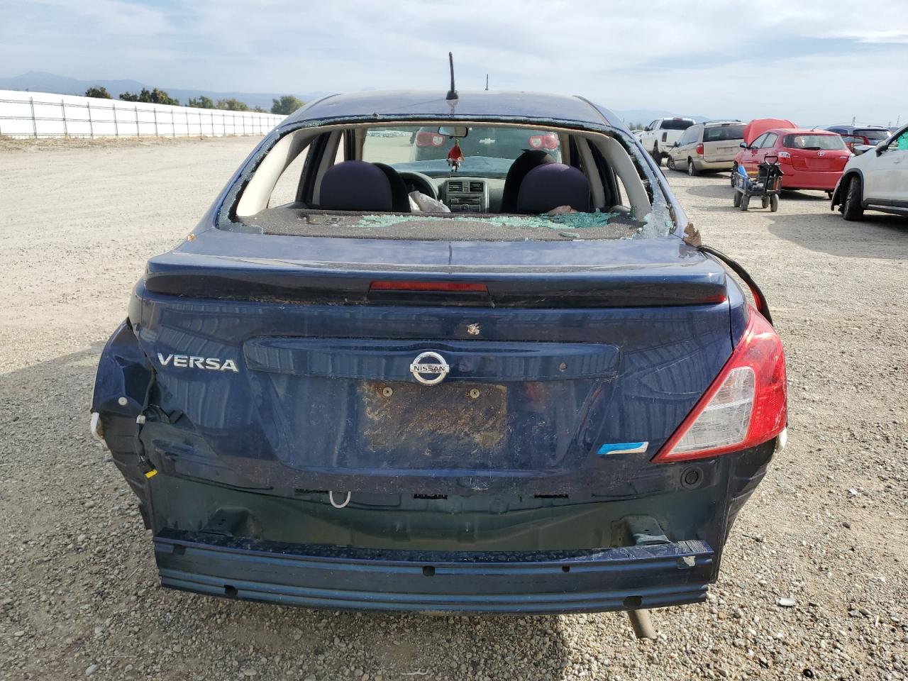 2014 Nissan Versa S VIN: 3N1CN7AP7EL852071 Lot: 77357974