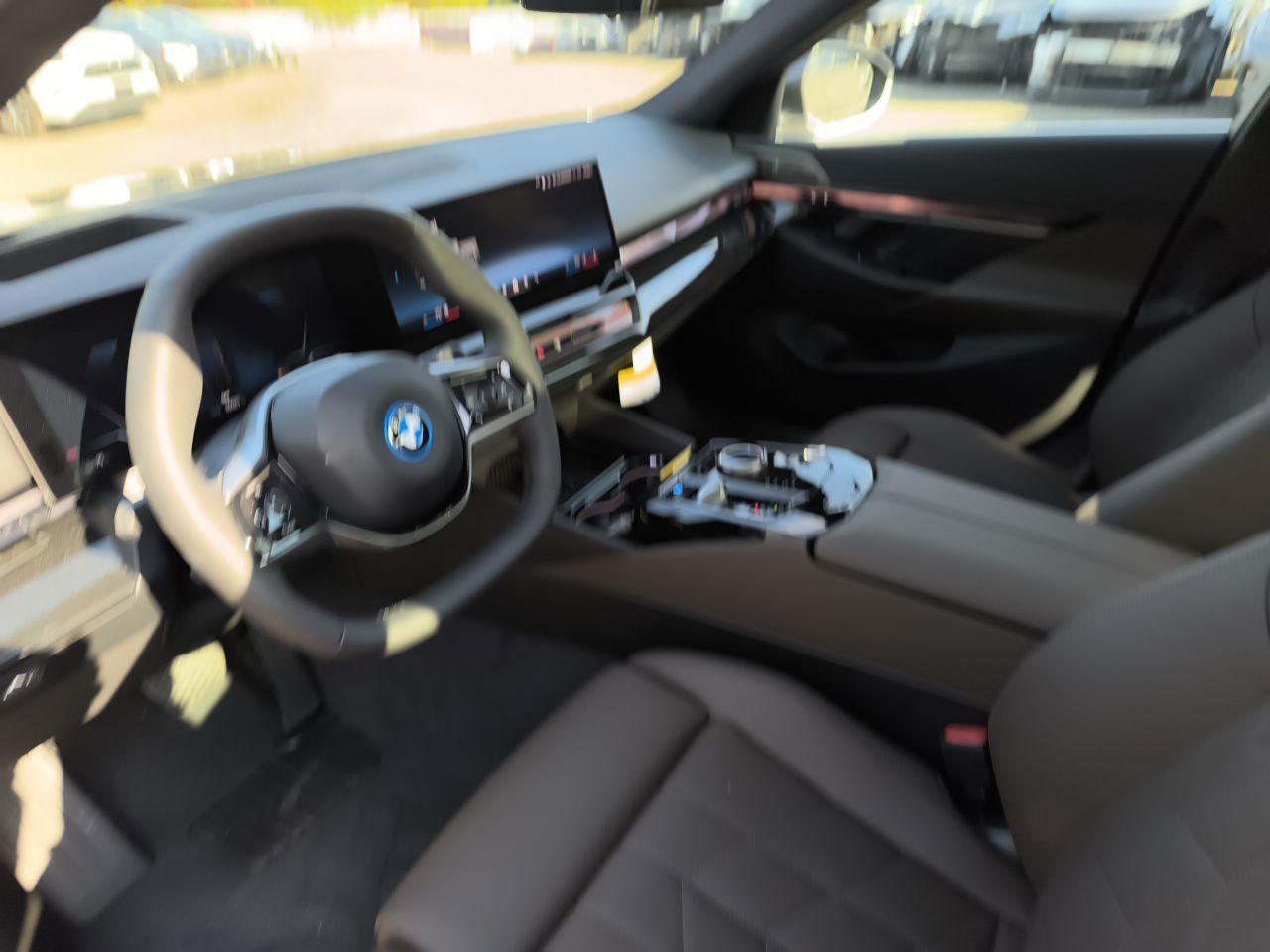 WBY33FK05RCR58520 2024 BMW I5 Edrive 40