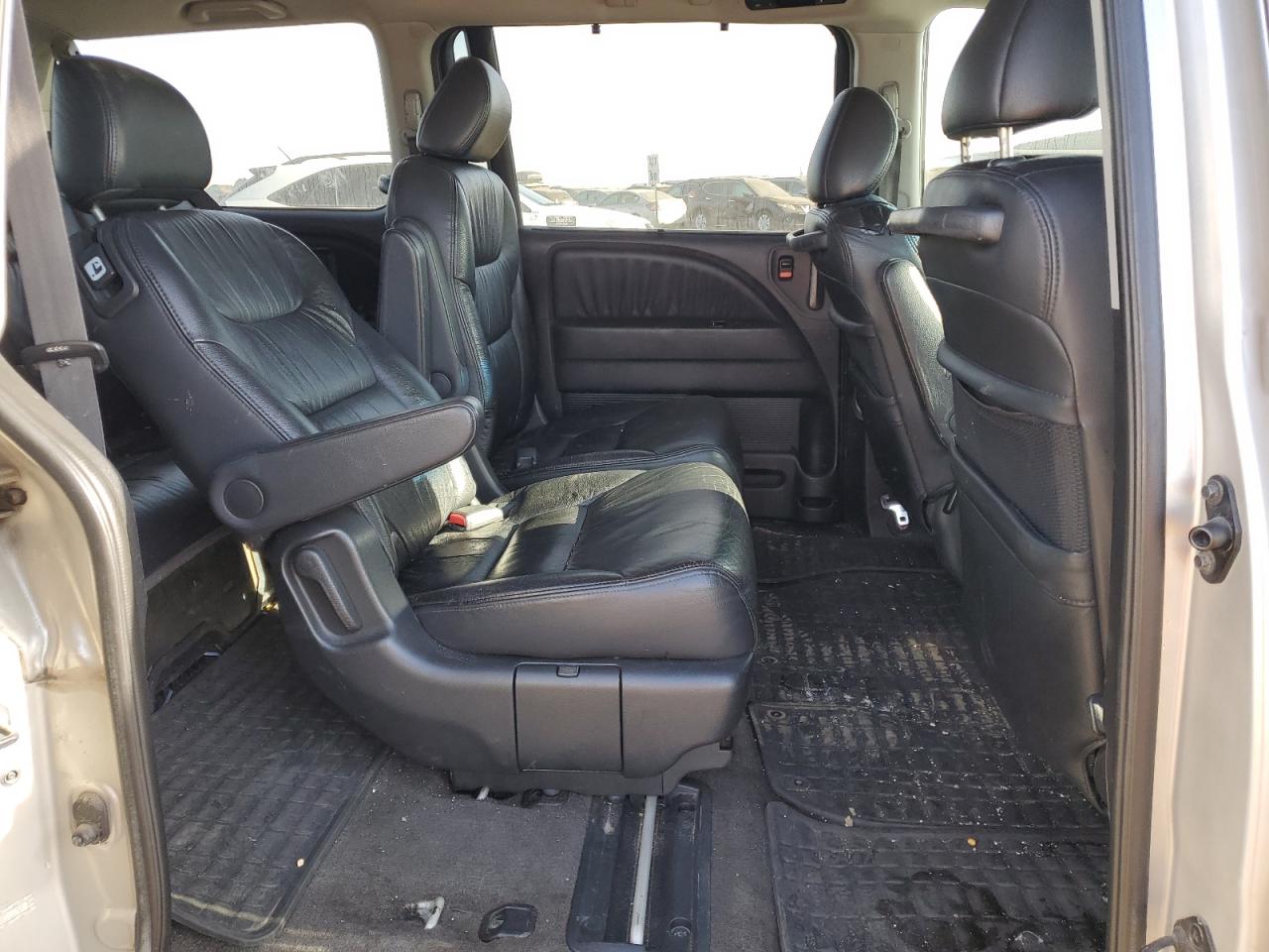 2007 Honda Odyssey - Image 11