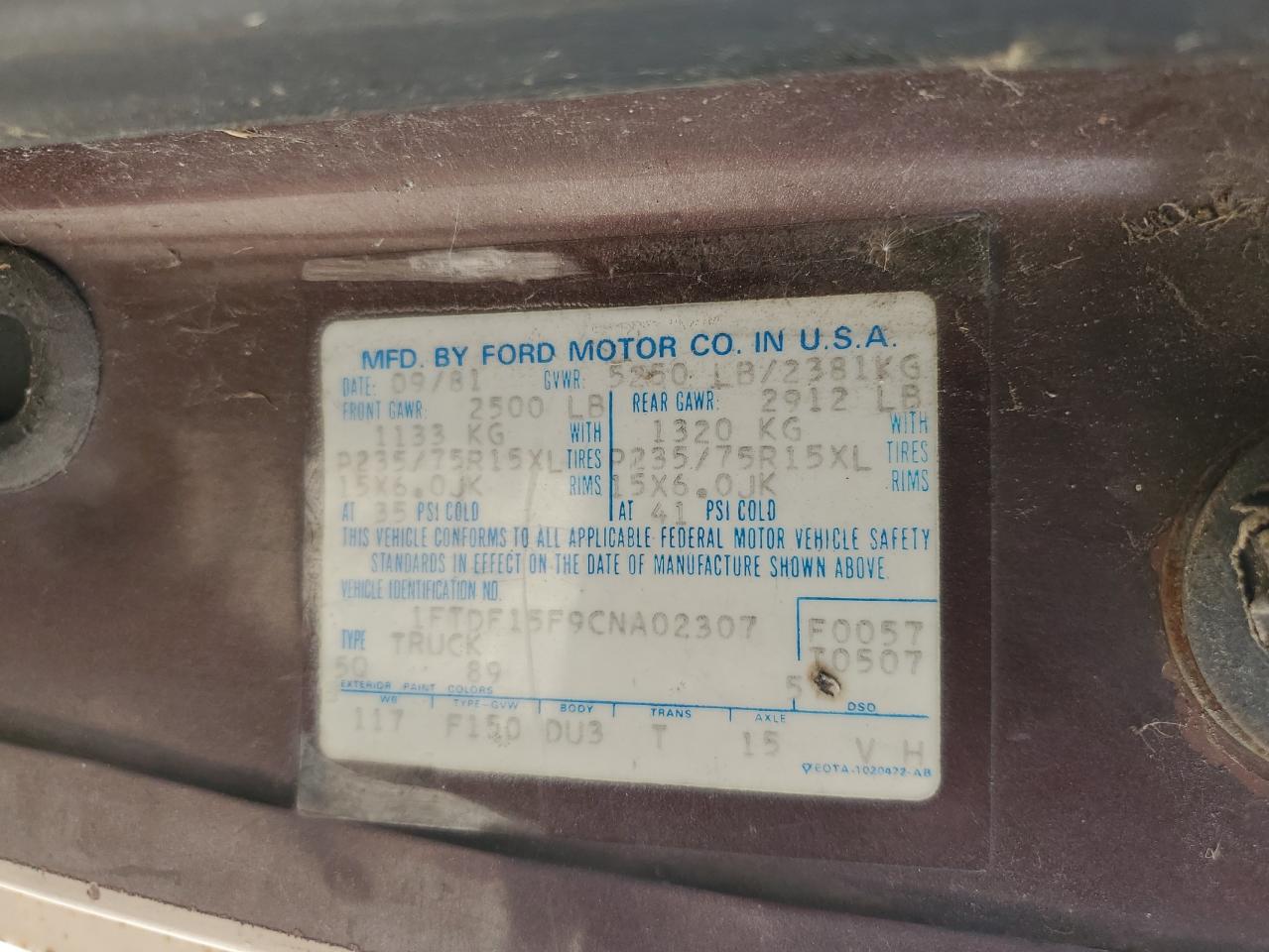 1FTDF15F9CNA02307 1982 Ford F150